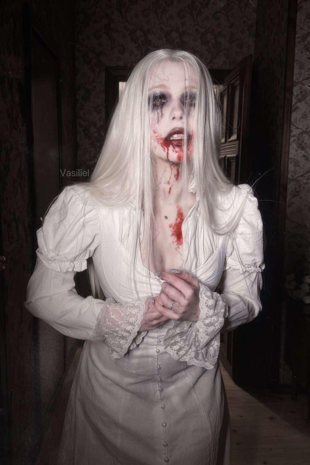 �ֲ������ޣ�����cos������Σ����������������ɥʬ