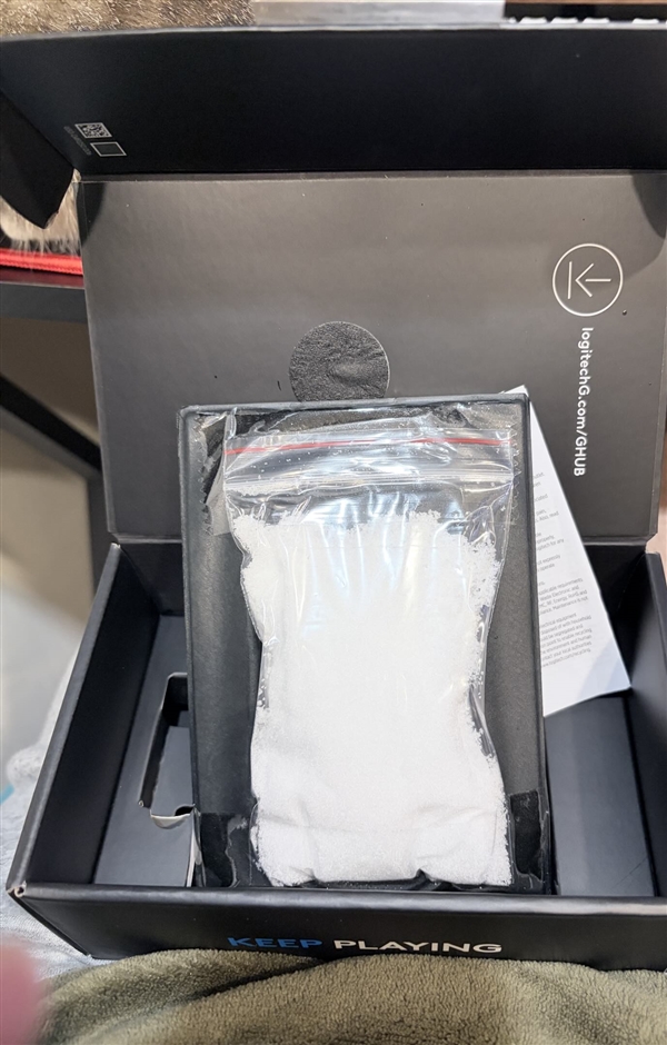 �����޼���꣺������ȴ��һ����ɫ��ĩ���������˿�����Ƶ