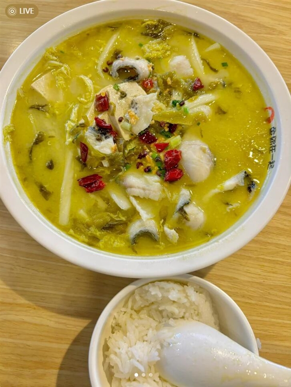 ���������������3.5cm�����ߣ��˿ͱ���Ц��