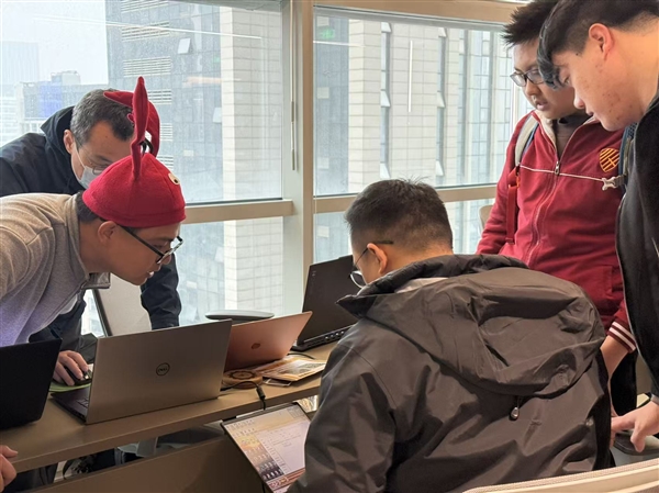 360��ȫ��Ϻȫ��Ѳװ���� ǧ����AI��Ϻ����ʦ���ϸ��ṩװ����ѵ����