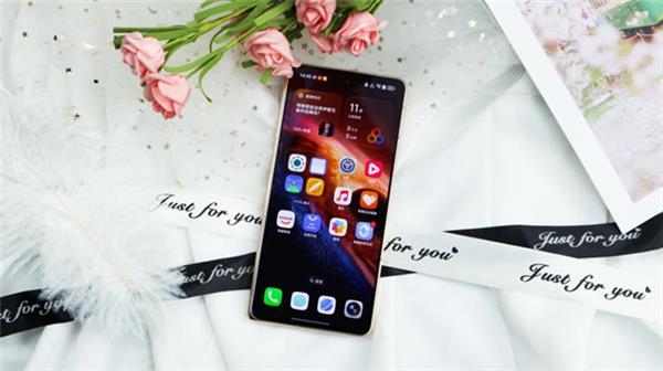 ��ҫMagic V6ֵ������ ����2026���۵��컨��