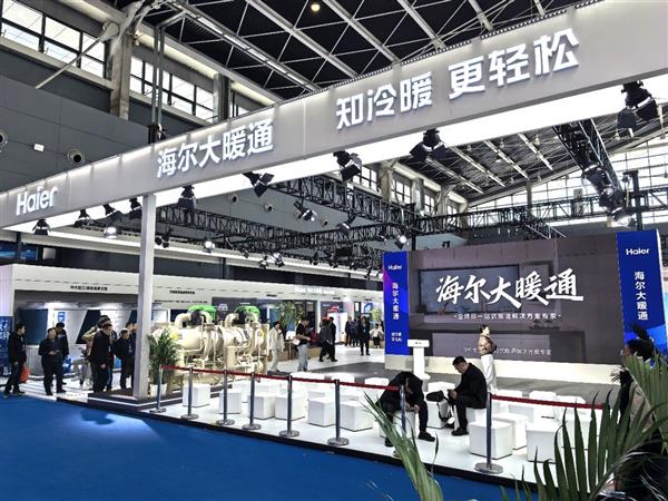 ����˫��һ������ůͨ�������ȱ�չ����AI�³ɹ�