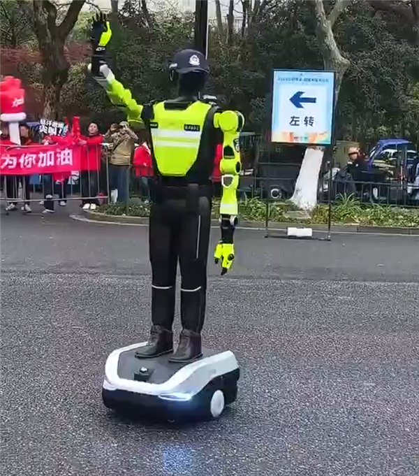 �������ɻ����ľ�Ȼ��AI�����ˣ�������ָ�Ӷ�������