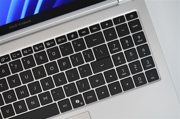 锐龙AI 9 H 465加持!华硕无畏Pro 16 2026款图赏_wishdown.com 锐龙AI 9 H 465加持!华硕无畏Pro 16 2026款图赏_wishdown.com