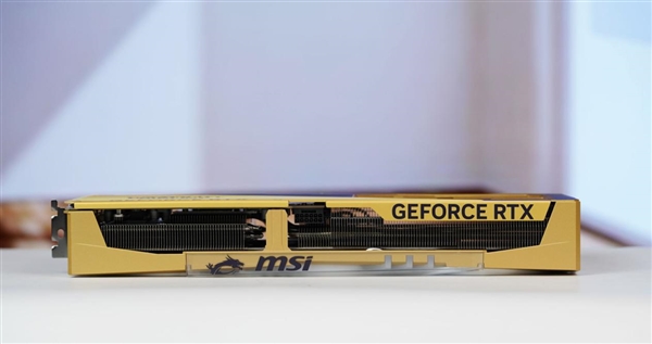 魔兽世界联名限定!微星RTX 5070魔兽世界至暗之夜图赏_wishdown.com 魔兽世界联名限定!微星RTX 5070魔兽世界至暗之夜图赏_wishdown.com