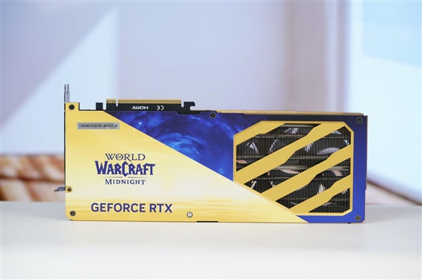 魔兽世界联名限定!微星RTX 5070魔兽世界至暗之夜图赏_wishdown.com 魔兽世界联名限定!微星RTX 5070魔兽世界至暗之夜图赏_wishdown.com