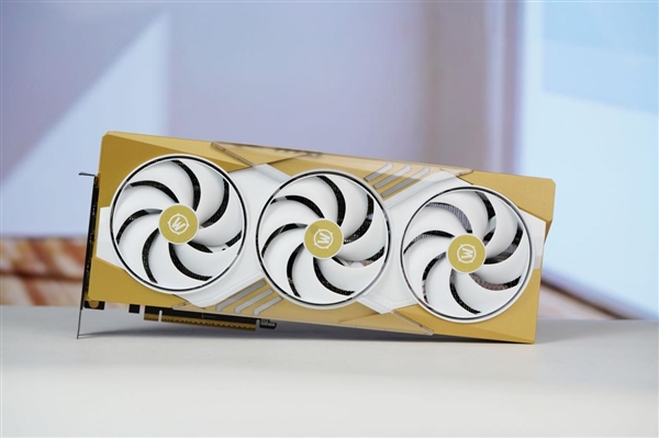 魔兽世界联名限定!微星RTX 5070魔兽世界至暗之夜图赏_wishdown.com 魔兽世界联名限定!微星RTX 5070魔兽世界至暗之夜图赏_wishdown.com