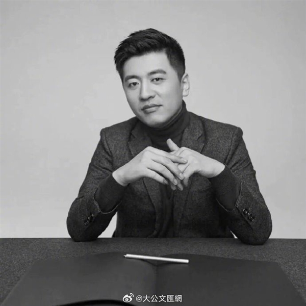 谢绝直播!张雪峰今日追悼会 全国各地万千学子来送别:现场一封手写信让人动容_wishdown.com 谢绝直播!张雪峰今日追悼会 全国各地万千学子来送别:现场一封手写信让人动容_wishdown.com