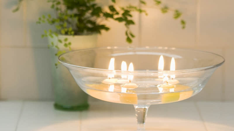 ��һ���Ѫ�������ඥ�ľ��ӡ�