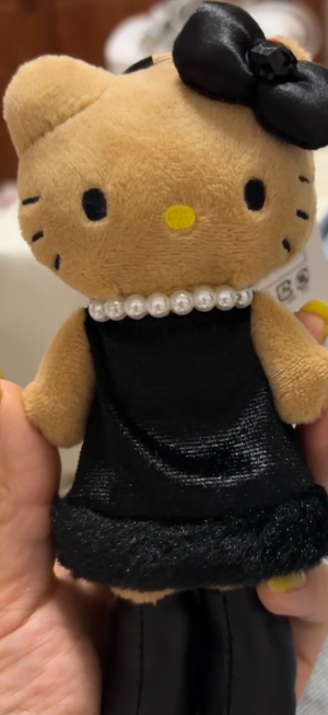 黑皮helloketty在哪里买 黑皮helloketty多少钱 黑皮helloketty在哪里买 黑皮helloketty多少钱