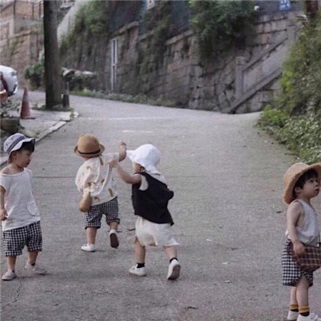 �˸�ʫ��ȡ��������Ů��(��ѡ100��)