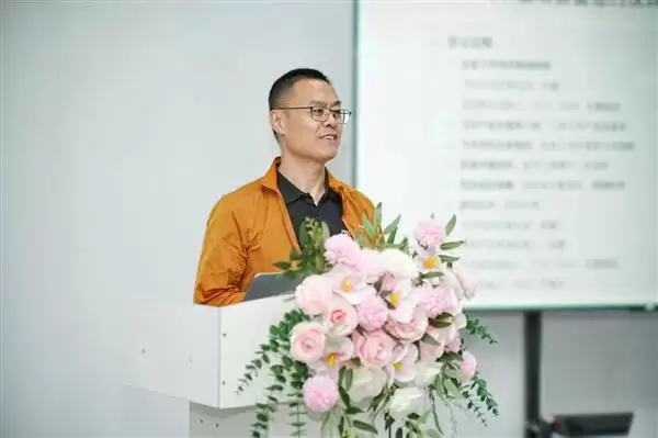 ����Ƽ��Ϸ��飺�� AI Ϊ����  ������������������