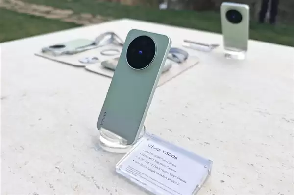 �����׿�Pro Max�콢���ˣ�vivo X500 Pro Max�����У���ǿ�����콢