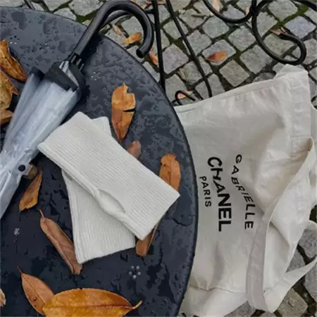 �����˸�2��������Ů��(��ѡ100��)