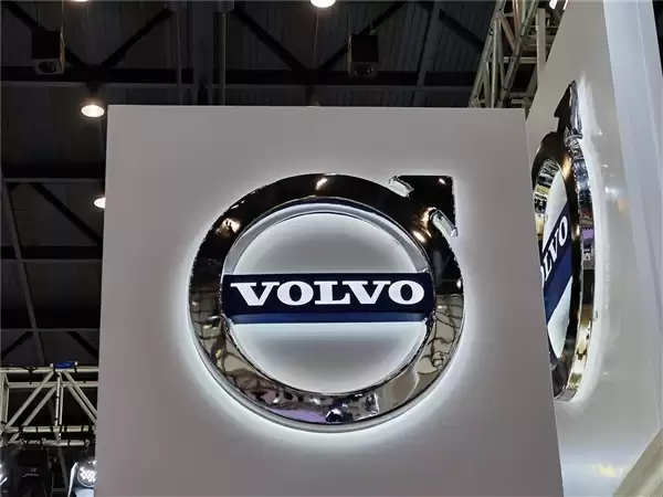 �ֶ��ִ��л�����˧��ԭ�����й�CEO�ν������ܲü�CEO