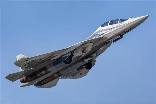 串联双座前低后高 全球第二款双座五代机苏-57D成功首飞_wishdown.com 串联双座前低后高 全球第二款双座五代机苏-57D成功首飞_wishdown.com