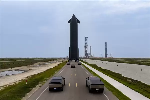 SpaceX����˹��