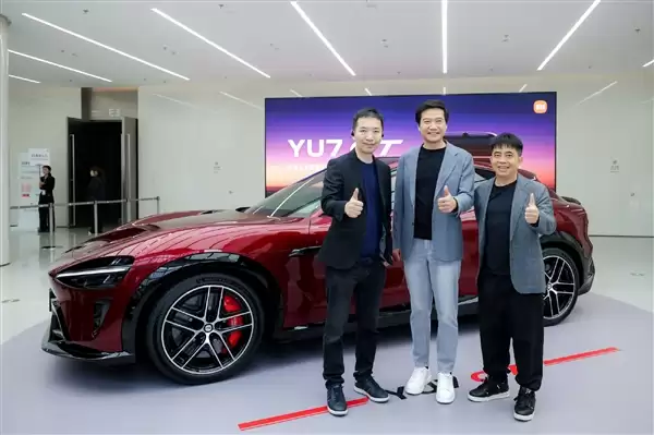 YU7 GT今晚发布!雷军晒合照:小米元老黎万强、洪锋现场助阵_wishdown.com YU7 GT今晚发布!雷军晒合照:小米元老黎万强、洪锋现场助阵_wishdown.com