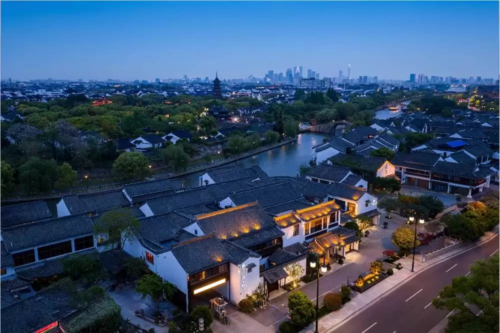 苏州万达颐华酒店华彩启幕:入画姑苏,做两日“画中神仙”_wishdown.com 苏州万达颐华酒店华彩启幕:入画姑苏,做两日“画中神仙”_wishdown.com