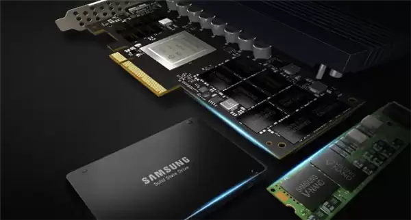 ��250TB�����ǵ����������������������߹�̬Ӳ�̡�