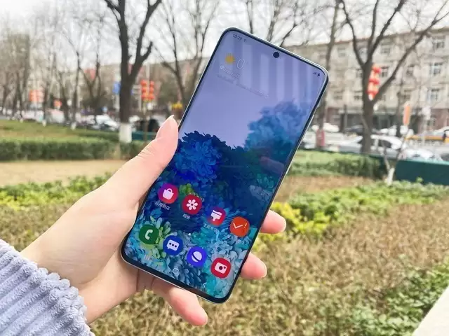 5G�ֻ�ѡ��ָ�ϣ�����λ���Լ۱Ȼ����Ƽ�