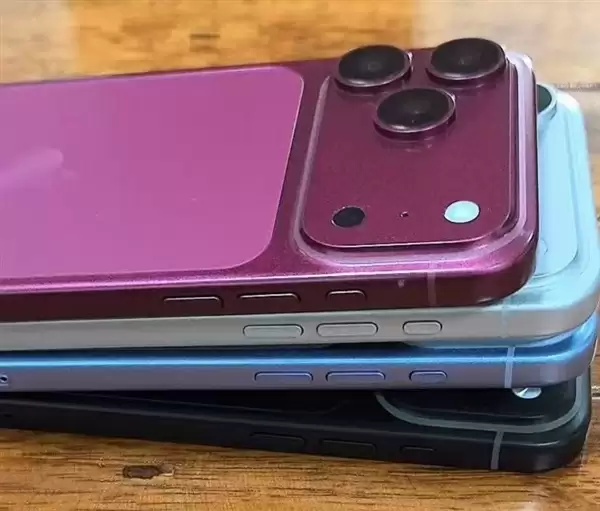 iPhone 18 Pro首批机模新鲜出炉:四款配色实锤 爱马仕橙退场_wishdown.com iPhone 18 Pro首批机模新鲜出炉:四款配色实锤 爱马仕橙退场_wishdown.com