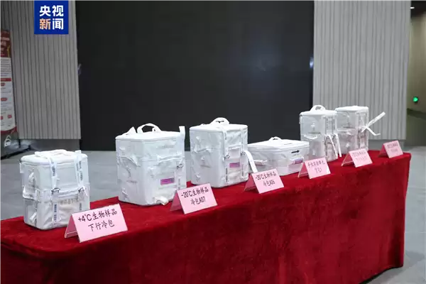 �й��ռ�վ��ʮ����ѧʵ����Ʒ������ѧ�ң���41���� �����˹���̥