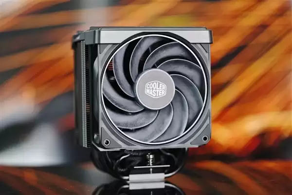 单塔身材实现双塔性能!酷冷至尊V8 ACE 3DHP散热器图赏_wishdown.com 单塔身材实现双塔性能!酷冷至尊V8 ACE 3DHP散热器图赏_wishdown.com