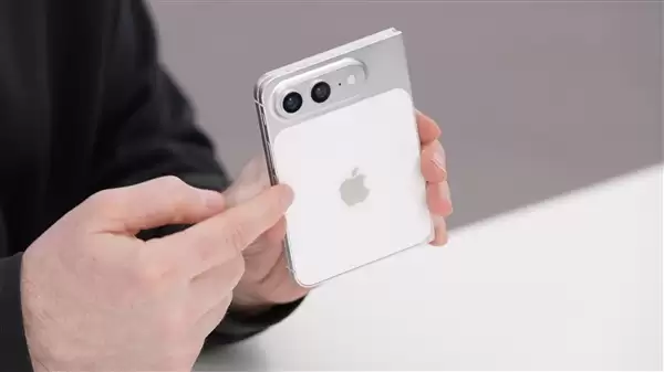 苹果科技春晚最重磅新品!首款折叠屏iPhone九月见_wishdown.com 苹果科技春晚最重磅新品!首款折叠屏iPhone九月见_wishdown.com