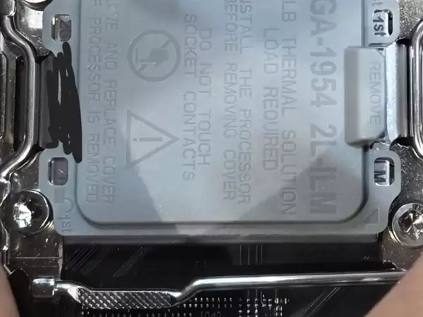 ����CPU������IntelΪNova Lake����˫ѹ�˿۾ߡ����LGA1954���