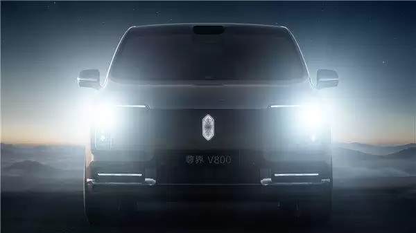 ����MPV����ӭ��ȫ�±��  ���V800�����й�Ʒ���´�
