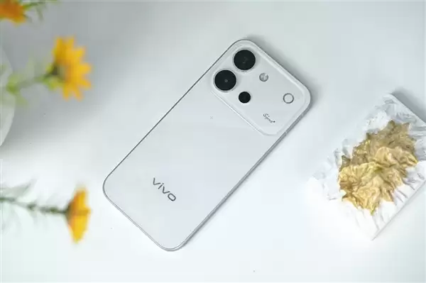 vivo S60星星海转动如星海闪烁图赏_wishdown.com 转动如星海闪烁!vivo S60星星海图赏