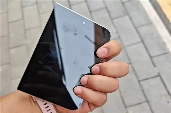 iPhone Ultra详细规格偷跑:A20 Pro+7.8英寸屏 苹果首款大折叠_wishdown.com iPhone Ultra详细规格偷跑:A20 Pro+7.8英寸屏 苹果首款大折叠_wishdown.com