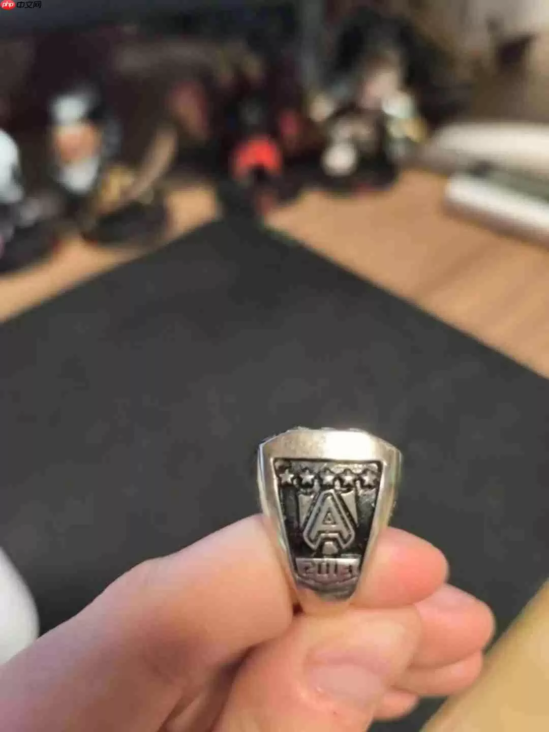 Dota2 TI3冠军戒指拍卖 7万美元起拍无人问津_wishdown.com Dota2 ti3冠军戒指被挂拍卖平台 7万美元起拍无人问津