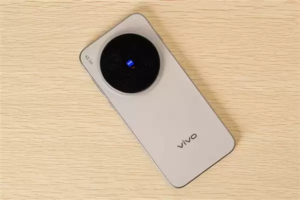 vivo X500首发索尼全新传感器:1/1.28英寸超大底+LOFIC技术_wishdown.com vivo X500首发索尼全新传感器:1/1.28英寸超大底+LOFIC技术_wishdown.com