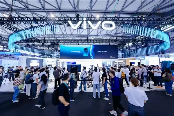 ��ǿ�۵�6��26�շ�����MWC26�Ϻ�vivo X Fold6��������