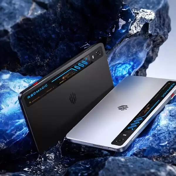 红魔游戏平板5 Pro外观正式公布行业唯一RGB水冷透明机身设计_wishdown.com 红魔游戏平板5 Pro外观正式公布:行业唯一RGB水冷设计 透明机身超酷炫