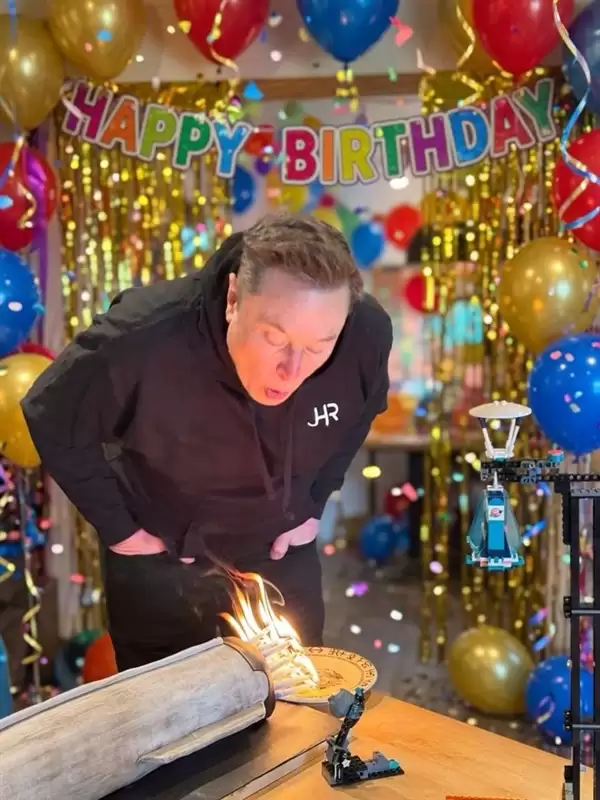 �����׸���˹��55��������Ը��ϣ��ȫ���඼�й�����δ��