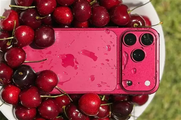 爱马仕橙退场!iPhone 18 Pro红色款偷跑:年度爆款色预定_wishdown.com 爱马仕橙退场!iPhone 18 Pro红色款偷跑:年度爆款色预定_wishdown.com