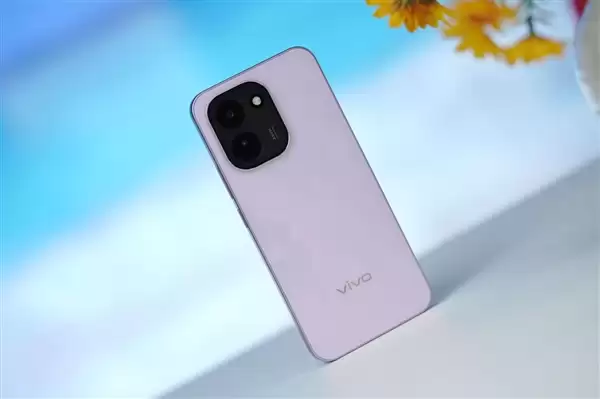 轻薄机身内置9000mAh电池,vivo Y600 Turbo图赏_wishdown.com 轻薄机身塞下9000mAh电池!vivo Y600 Turbo图赏