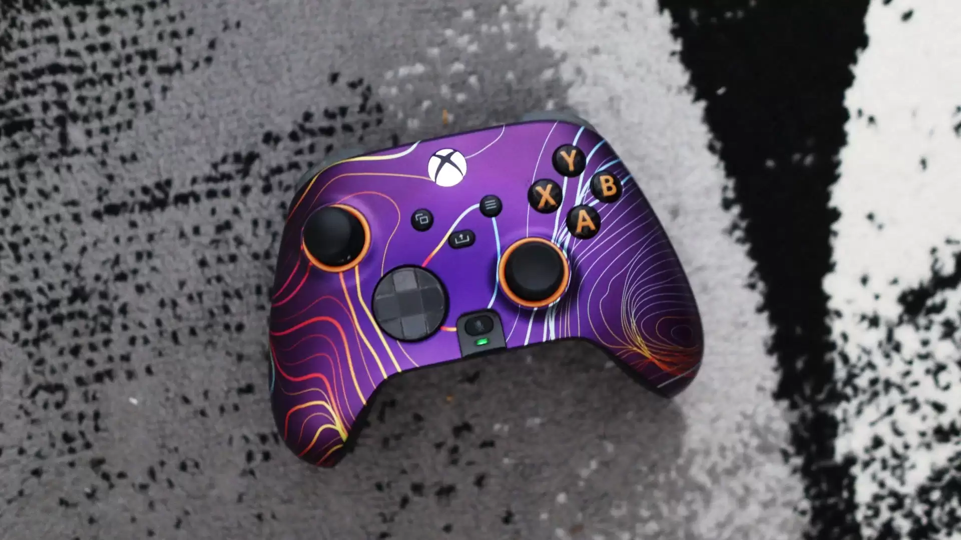 Scuf Instinct Pro����ʹ������Ϊ����ѡ���Xbox�ֱ�