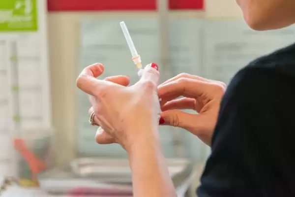 HPV疫苗纳入国家免疫规划!13周岁女孩能免费接种双价HPV疫苗_wishdown.com HPV疫苗纳入国家免疫规划!13周岁女孩能免费接种双价HPV疫苗_wishdown.com