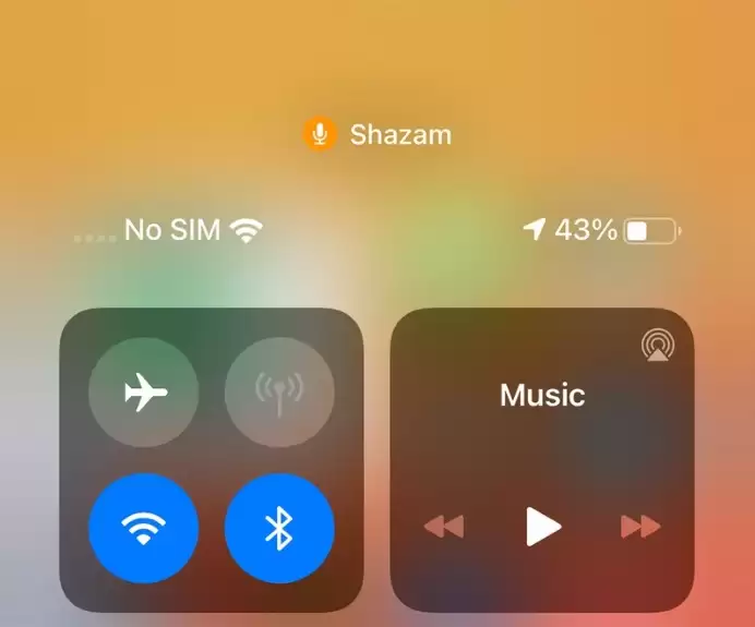 iOS 14 状态栏顶部显示的圆点是什么功能? iOS 14 状态栏顶部显示的圆点是什么功能?