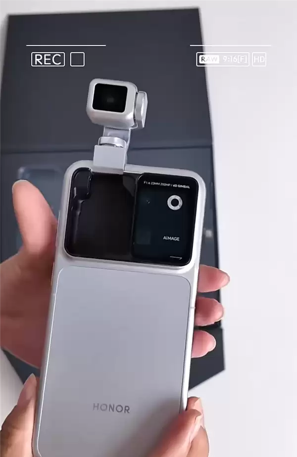 全球首台机器人手机 荣耀Robot Phone开箱 机械臂太科幻_wishdown.com 全球首台机器人手机!荣耀Robot Phone开箱:手机长出机械臂 太科幻了