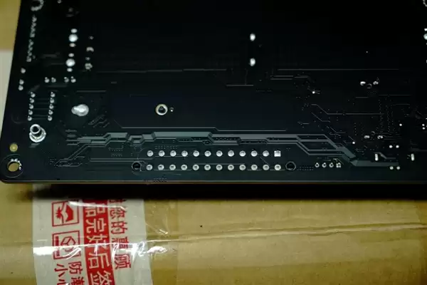 血泪教训!电源模组线切不可混用 但幸亏是技嘉 i人也能0沟通送保_wishdown.com 血泪教训!电源模组线切不可混用 但幸亏是技嘉 i人也能0沟通送保_wishdown.com