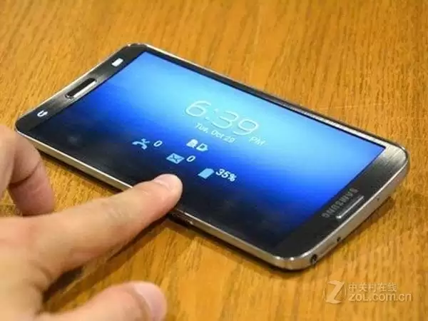 国产安卓全盘撤退 为何苹果新iPhone偏要上曲面屏_wishdown.com 国产安卓全盘撤退 为何苹果新iPhone偏要上曲面屏_wishdown.com