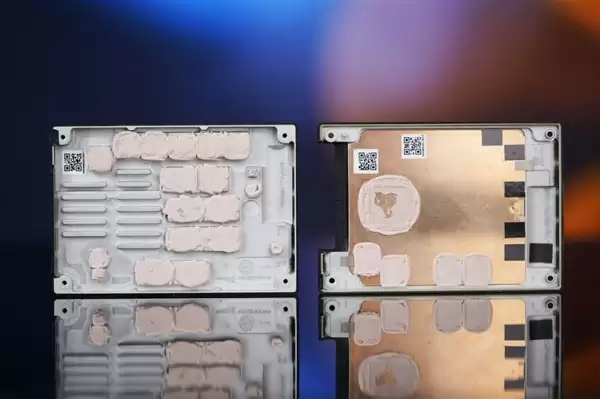 4K随机读写3300K IOPS、双重加密!长江存储PE511 12.8TB企业级SSD图赏_wishdown.com 4K随机读写3300K IOPS、双重加密!长江存储PE511 12.8TB企业级SSD图赏_wishdown.com