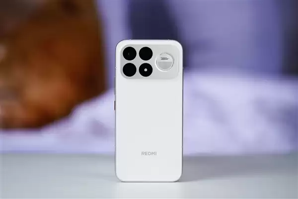 REDMI K100 Pro Max图赏:185Hz高刷游戏手机体验亮点_wishdown.com 185Hz高刷游戏利器!REDMI K100 Pro Max图赏