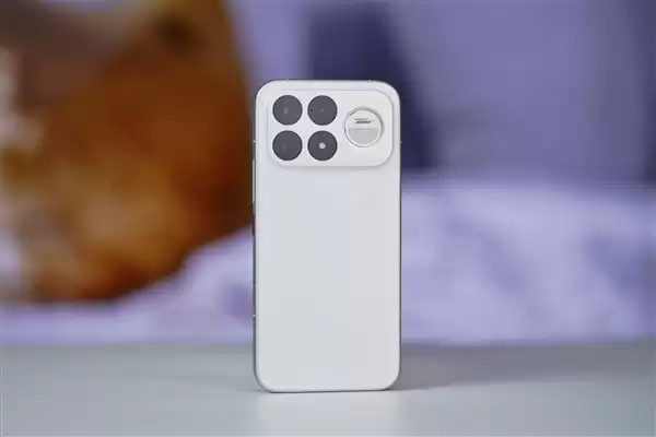 REDMI K100 Pro Max图赏:185Hz高刷游戏手机体验亮点_wishdown.com 185Hz高刷游戏利器!REDMI K100 Pro Max图赏