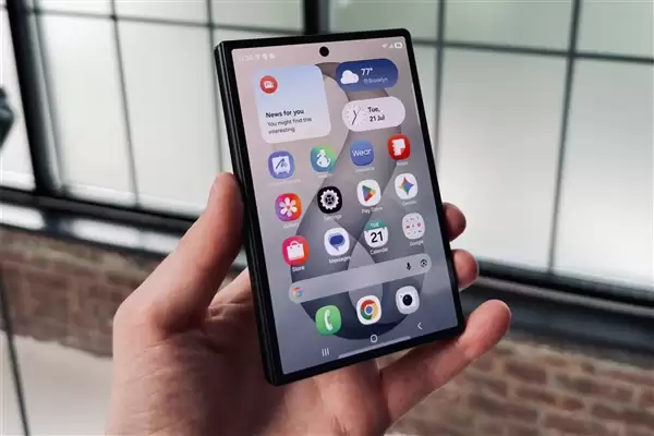 ����Galaxy Z Fold8ϵ������72Сʱն��27��̨����